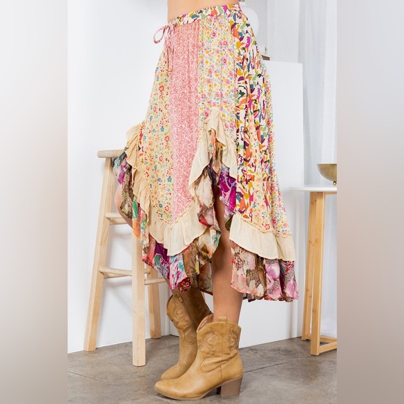 #1 FIRM 🌸New! Boho Colorful Printed Patched Mid-Length Maxi Skirt - Picture 2 of 3